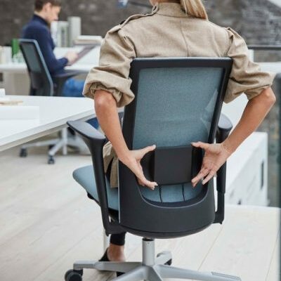 Lire la suite à propos de l’article Le siège ergonomique qui chouchoute votre dos