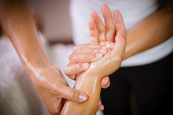 syndrome du canal carpien-blog vépi-massage poignet